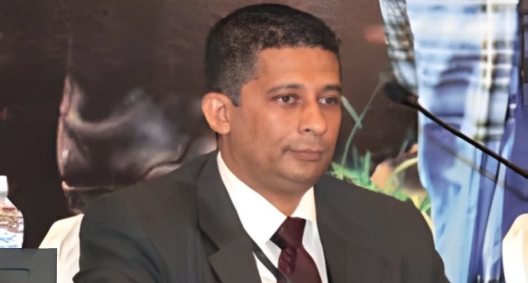 සලේට වෙච්චි වින්නැහිය....