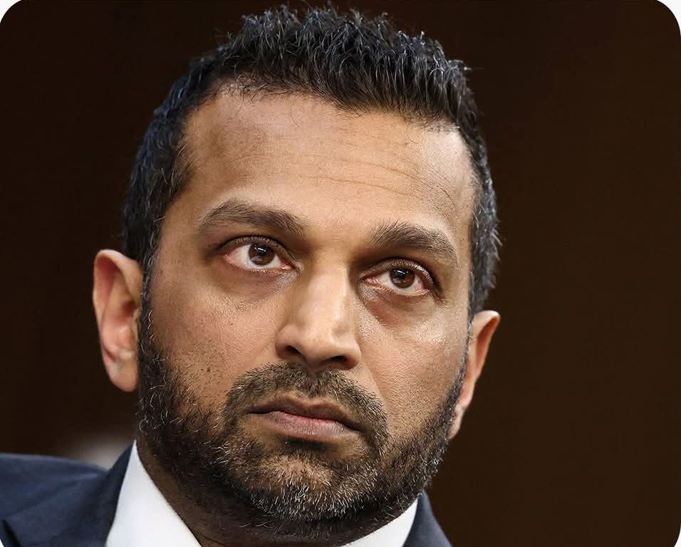 ඉරානයේ හැකර්වරු FBI අධ්යක්ෂගේ ඊමේල් එකත් හැක් කරලා ....