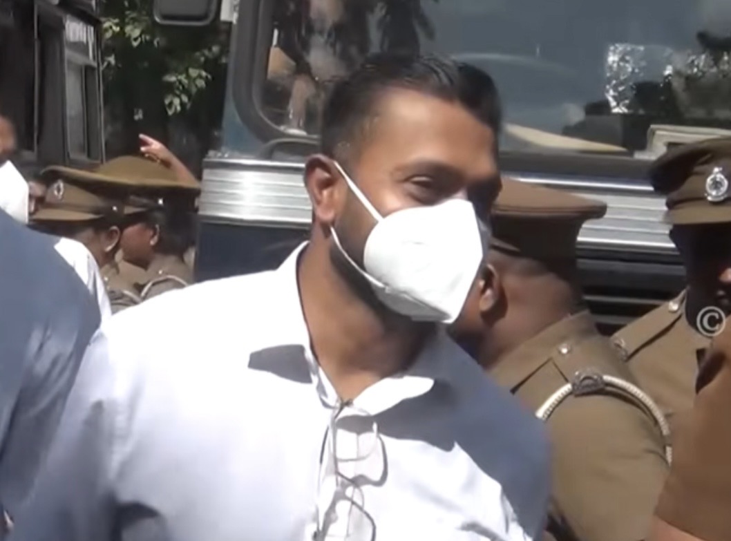 චරිත් අබේසිංහ ඇප කොන්දේසි සපුරා නිදහස් වෙයි