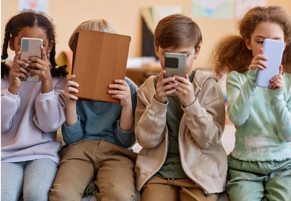 Social media ban for children under 15