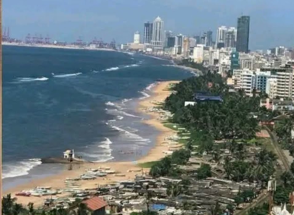 අනවසර ඉදි කිරීම් ඉවත් කිරීමේ පඹ ගාල සහ වෙරළේ අටවන ආශ්චර්යය!